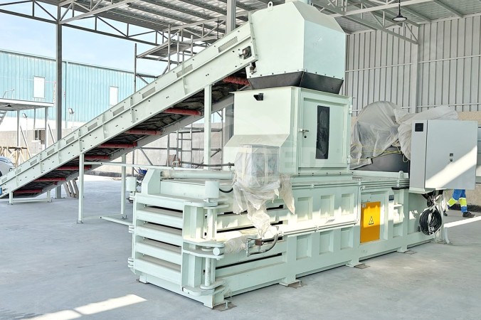 Υδραυλική Πρέσα για έργο δεματοποίησης ανακυκλώσιμων MSW 100 τόνων/μήνα στη Μέση Ανατολή