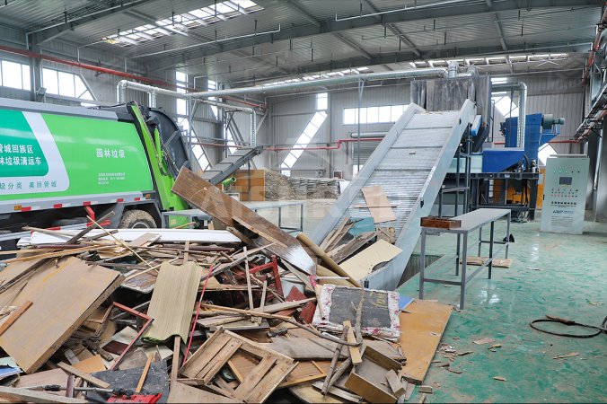 Έργο τεμαχισμού αποβλήτων ξύλου στην Zhengzhou, Κίνα